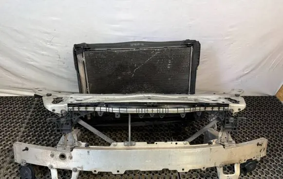 Mercedes-Benz C W205 Radiator support slam panel