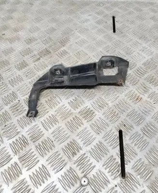 BMW 5 E39 Headlight/headlamp mounting bracket 15372400