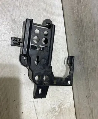 Citroen C3 Aircross Other engine bay part 981349178A