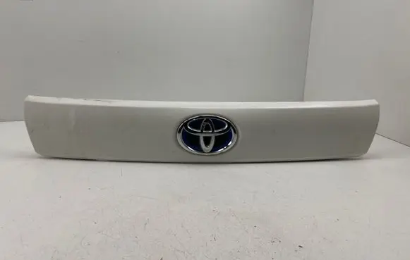 Toyota Prius+ (ZVW40) Trunk door license plate light bar 7680147090 7681147090