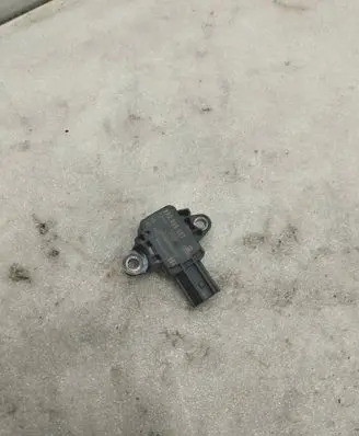 Audi A4 S4 B7 8E 8H Airbag deployment crash/impact sensor 8P0955557 024463