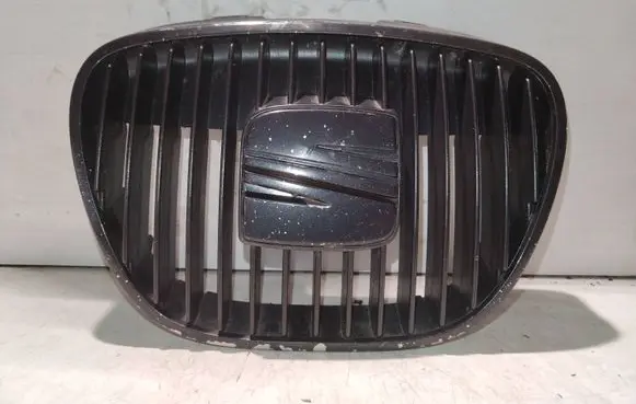 Seat Ibiza III (6L) Front bumper upper radiator grill