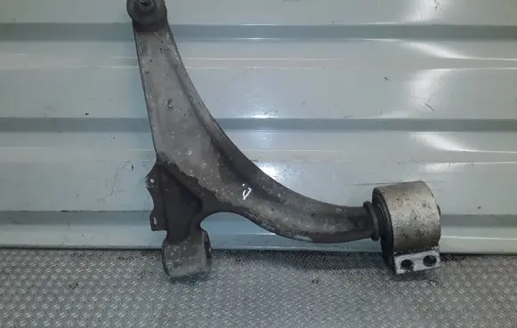Opel Astra J Front lower control arm/wishbone