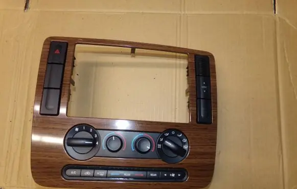 Ford Freestar Central console control unit 