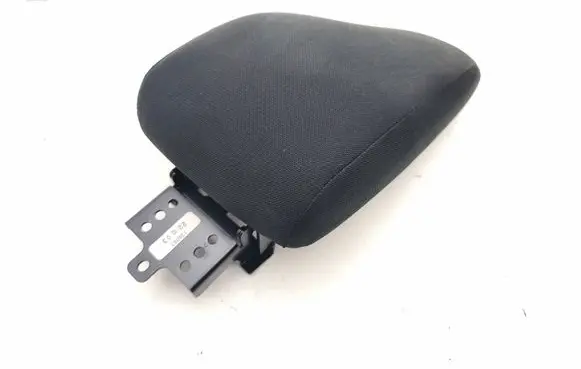 Nissan Leaf II (ZE1) Armrest 138083