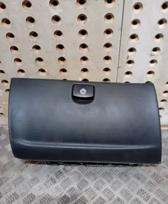 Peugeot 407 Glove box lid/cover 