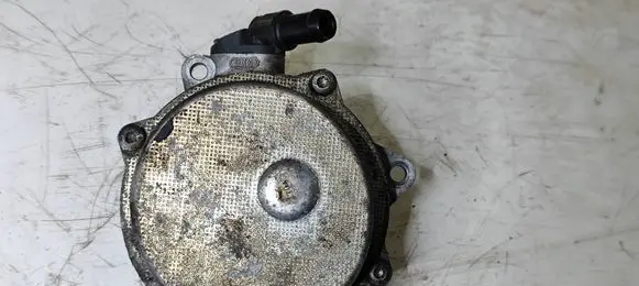 Audi A4 S4 B6 8E 8H Vacuum pump