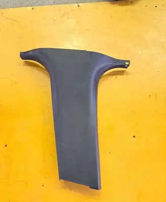 Mercedes-Benz E W212 (B) pillar trim (bottom) A2126903925