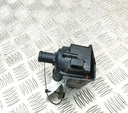 Volkswagen Touareg III Electric auxiliary coolant/water pump 06H121601M