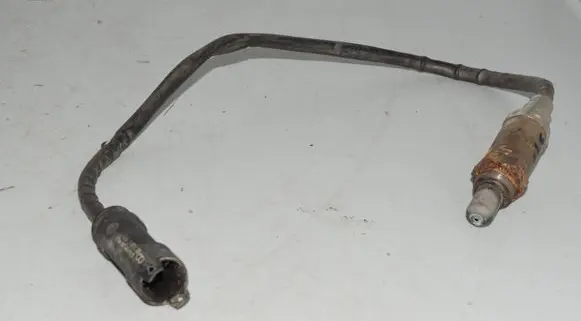 BMW 7 E38 Lambda probe sensor 1742051 0258003475