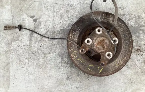 Citroen C4 Grand Picasso Rear wheel hub