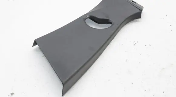 BMW 1 F40 (B) pillar trim (bottom) 7444551