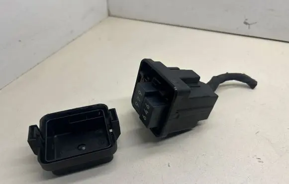 Audi Q7 4M Other relay 8W0937124A