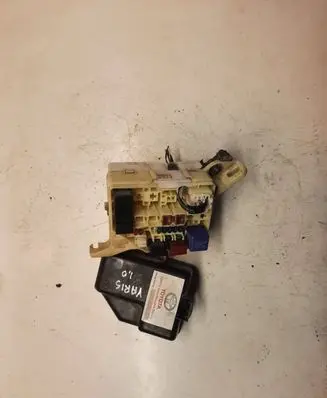 Toyota Yaris Fuse box set