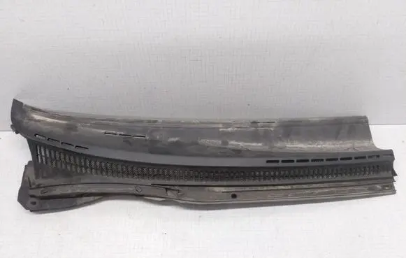 Toyota Corolla E120 E130 Wiper trim 5570802150