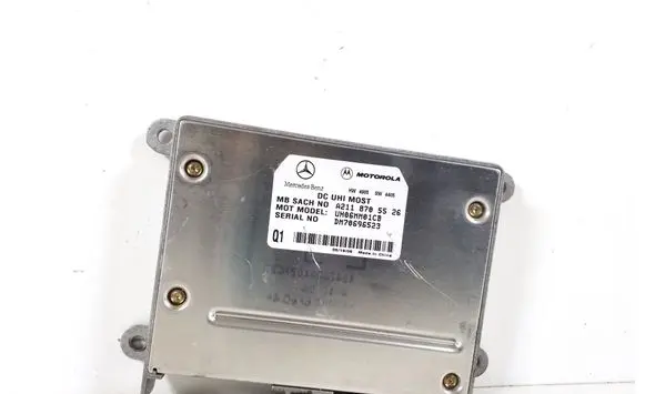 Mercedes-Benz CLS C219 Bluetooth control unit module A2118705526