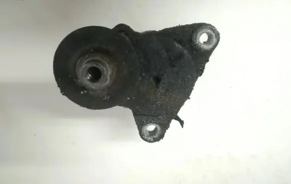 Hyundai Elantra Generator/alternator belt tensioner