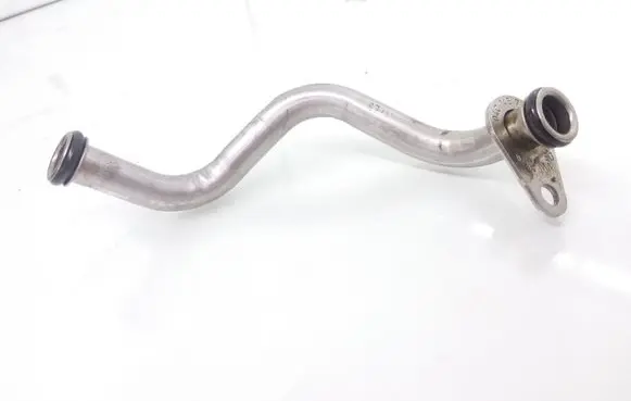 Skoda Fabia Mk3 (NJ) Turbo turbocharger oiling pipe/hose 04C145735A
