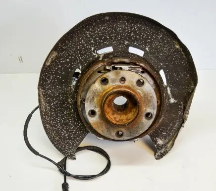 BMW X5 E70 Rear wheel hub 6772104