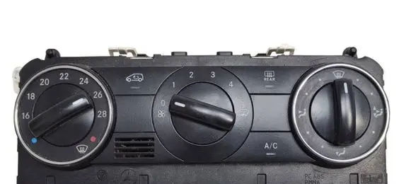 Mercedes-Benz B W245 Climate control unit A1698301585 69780008 0608041B009D