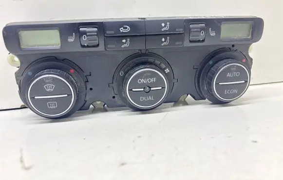 Volkswagen Touran I Climate control unit 74641471