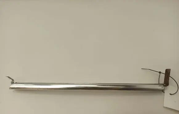 Mercedes-Benz COMPAKT W115 Rear door glass trim molding