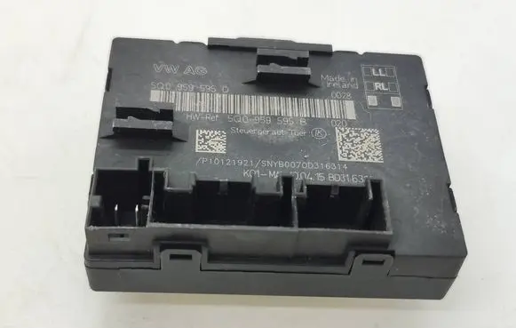 Audi A3 S3 8V Door control unit/module 5Q0959595D 5Q0959595B