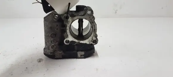 Renault Laguna II Throttle valve 8200330812 8200330810 0281002681