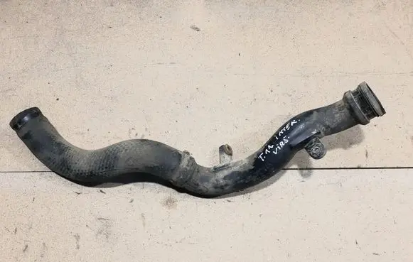 Toyota Avensis Verso Intercooler hose/pipe