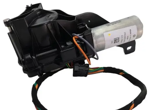 Volkswagen Multivan T7 Front door soft close latching motor (coupe) 7T0843459C