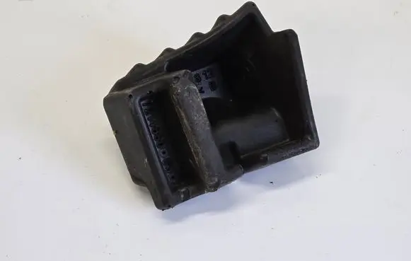 Fender foam support/seal