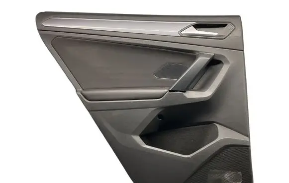 Volkswagen Tiguan Rear door card panel trim 5NA867211K 283859682V0
