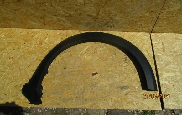 Dacia Sandero III Front arch trim 638124934R