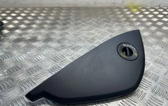 Volvo XC90 Dashboard side end trim 31363987