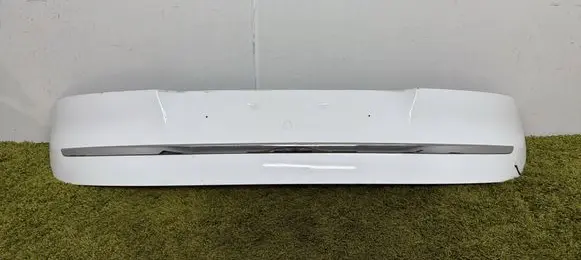 Citroen C4 II Picasso Trunk door license plate light bar 9676462577