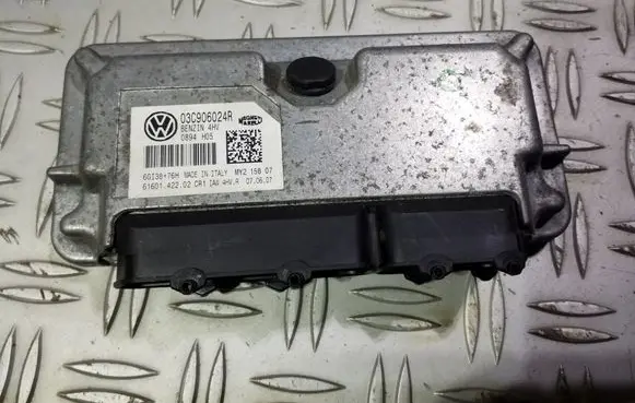 Skoda Roomster (5J) Engine control unit/module 03C906024R 0894H05