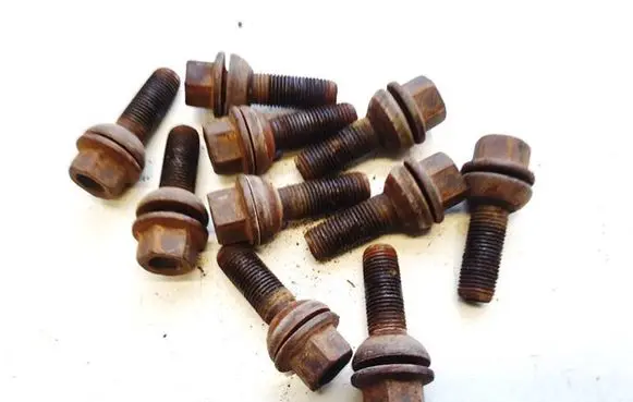 Volkswagen Sharan Nuts/bolts 