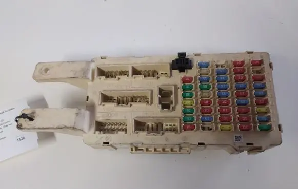Hyundai Santa Fe Fuse module 919502B210 1007A2206