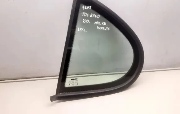 Seat Toledo II (1M) Rear vent window glass 1M0845213