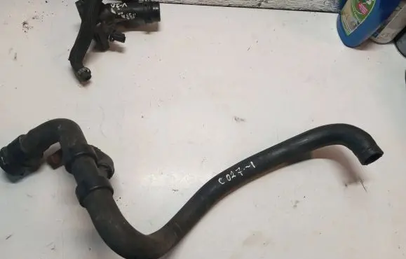 Volvo S80 Engine coolant pipe/hose S8000163