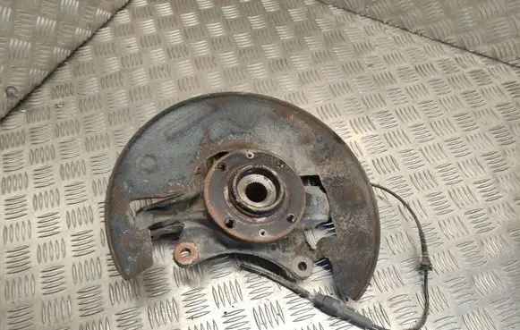 Citroen DS5 Front wheel hub