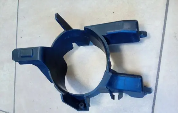 Renault Clio II Front fog light trim/grill 8200271919 NE70522