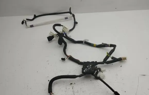 Lexus IS 220D-250-350 Seat wiring loom 8219153150C