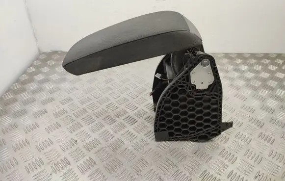 Skoda Superb B6 (3T) Armrest 