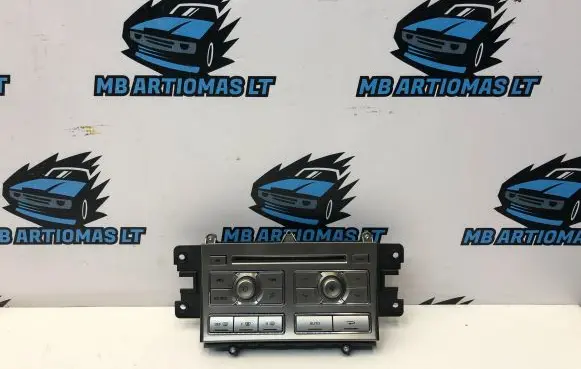 Jaguar XF X250 Climate control unit 8X2318C858AG