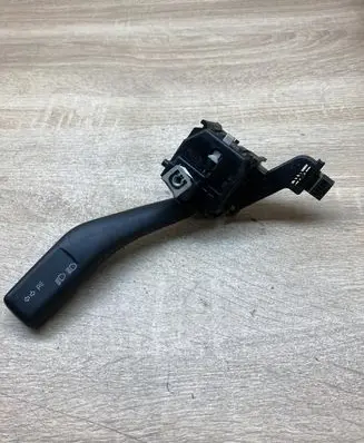 Volkswagen Touran I Indicator stalk 1K0953513