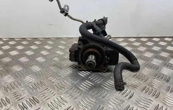 Skoda Superb B6 (3T) Fuel injection high pressure pump 03L130755AL