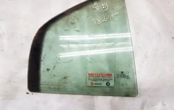 Skoda Superb B5 (3U) Rear side window