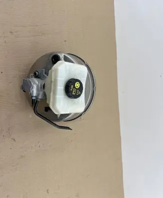 Audi Q8 Brake booster 4M0612103AD