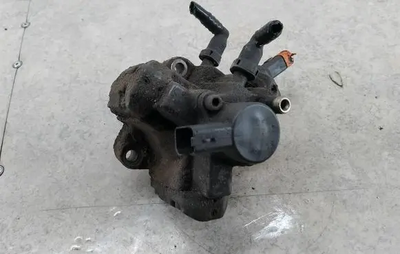 Peugeot Boxer Fuel injection high pressure pump 
